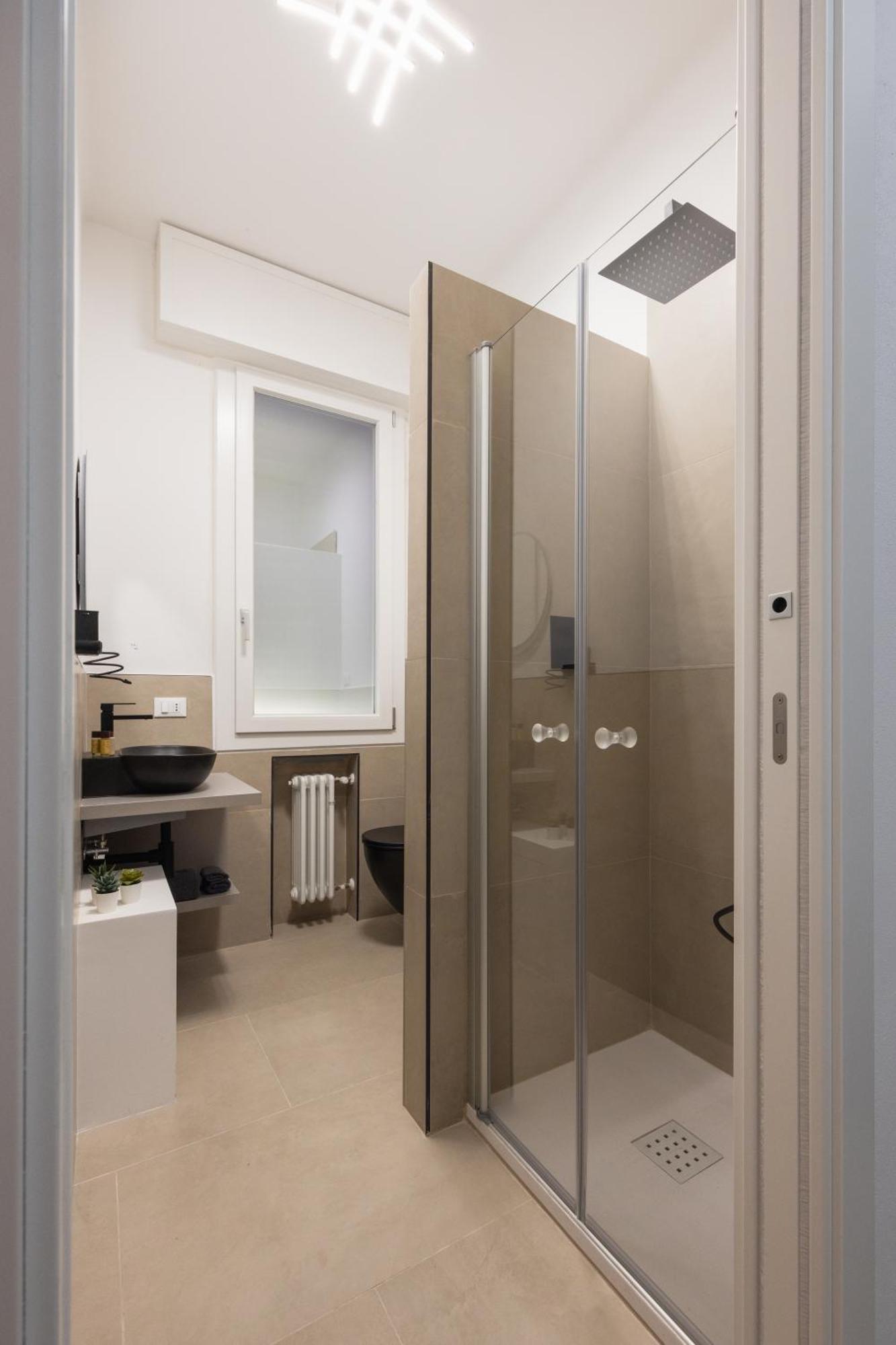 Luxury Station Suite Болонья Екстер'єр фото