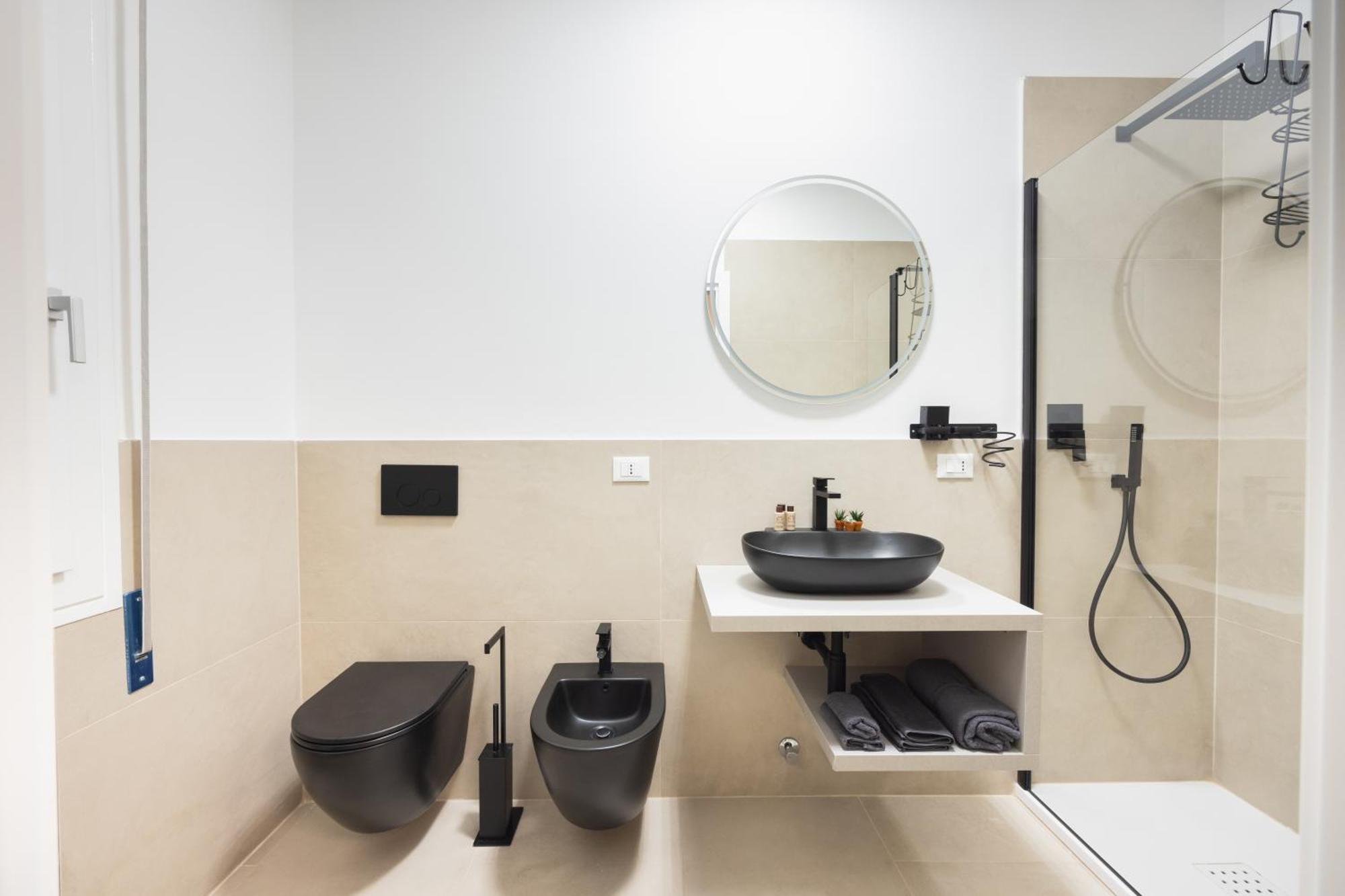 Luxury Station Suite Болонья Екстер'єр фото