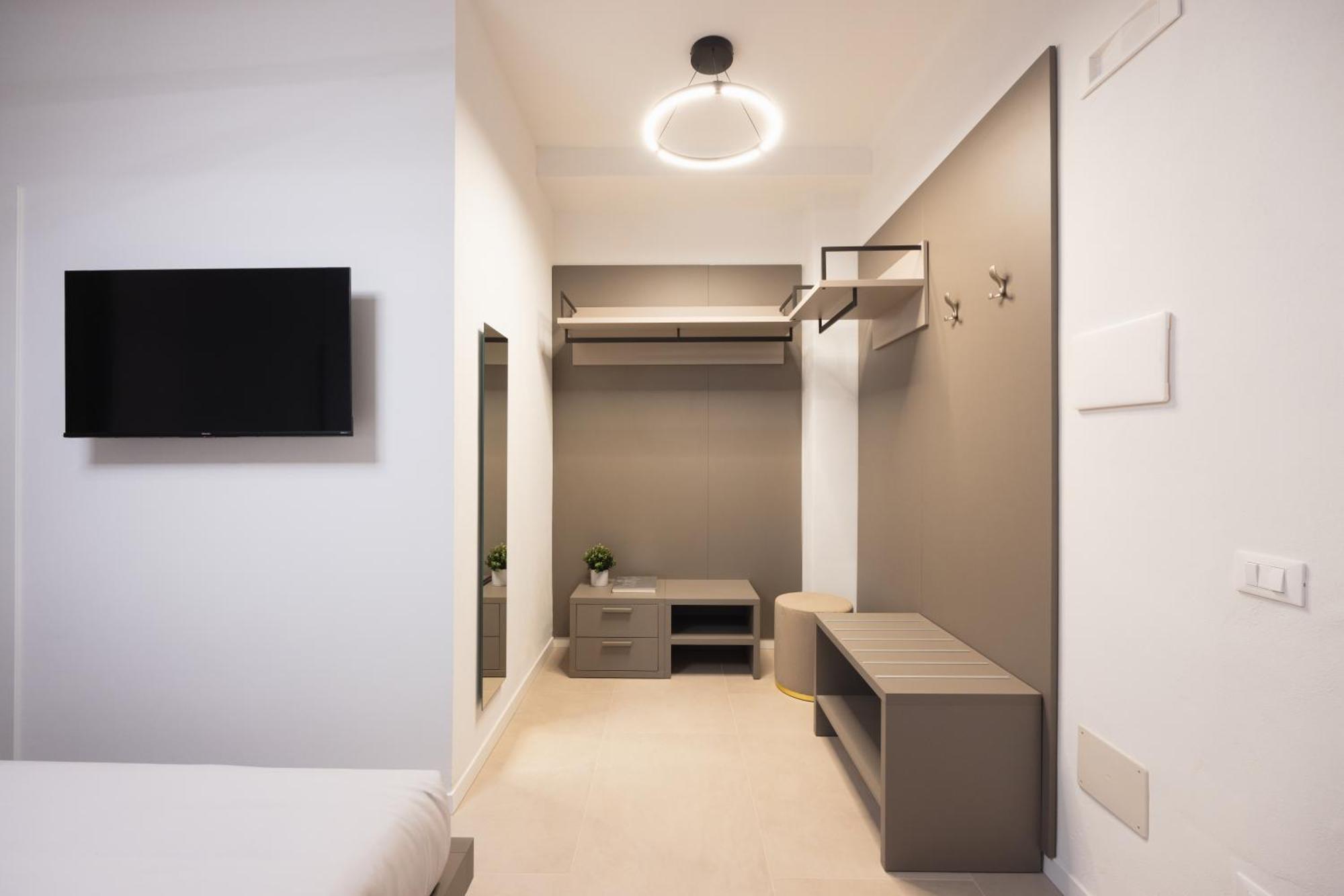 Luxury Station Suite Болонья Екстер'єр фото